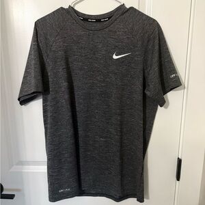 Nike Men's Heathered Short-Sleeve Hydroguard Swim Shirt